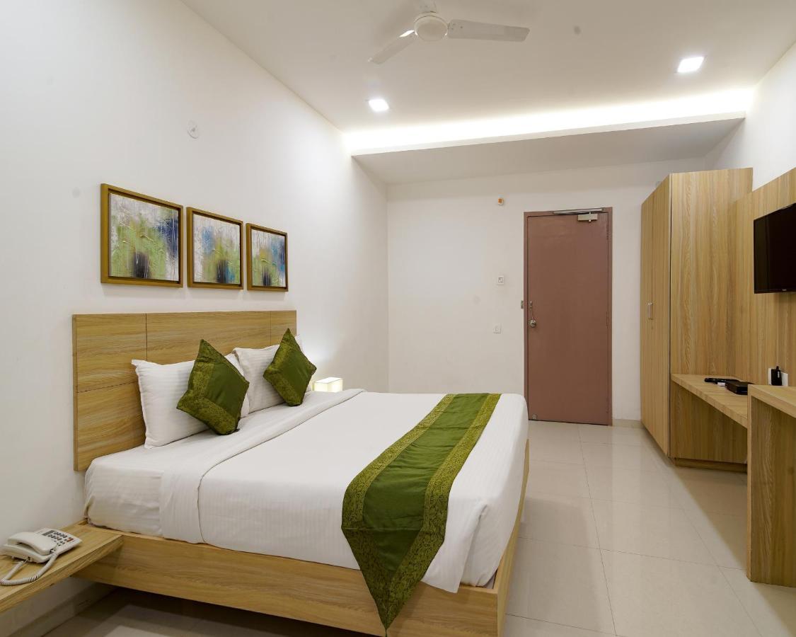 ויסאקפאטנם The Perch Hotel מראה חיצוני תמונה