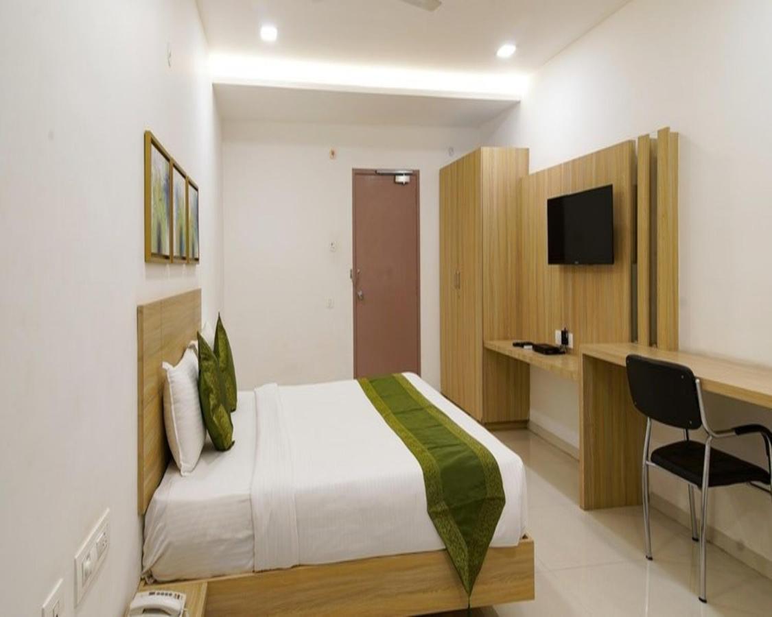 ויסאקפאטנם The Perch Hotel מראה חיצוני תמונה